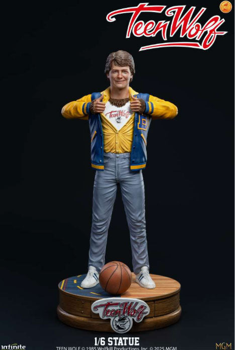 Teen Wolf Voglia di Vincere Michael J. Fox 1/6 Statue
